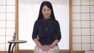 久しぶりのセックスがAV撮影 閉経還暦熟女の松井佐和子60歳Ａカップ微乳のおばあちゃん
