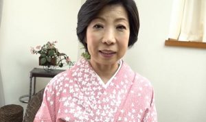 乳首ピン勃ち貧乳お婆ちゃん 倉本えり ６０歳還暦過ぎてAV初撮りで生ハメする肉食系熟女