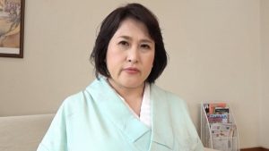 ドスケベ60歳の氷山薫オナニー大好きの豊満六十路熟女