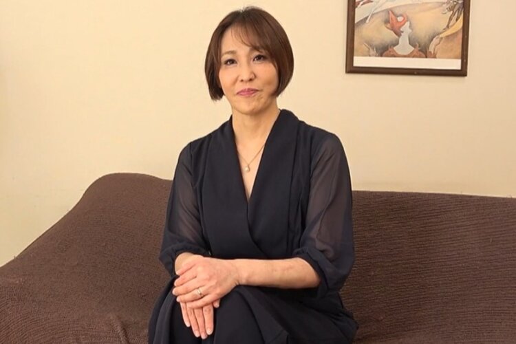 カメラの前で人生初の大潮吹き💦宮川愛51歳 セックス大好きな五十路熟女