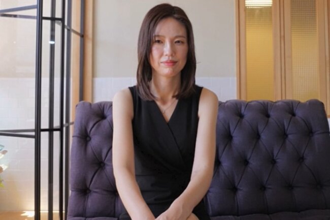 肋骨丸見えの178cm高身長ペチャパイスレンダーボディー栗原早苗49歳