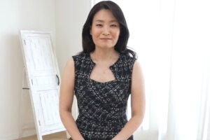 卑猥な乳首でイクぅ〰️!性の快感に目覚めた五十路熟女の森崎あずさ50歳
